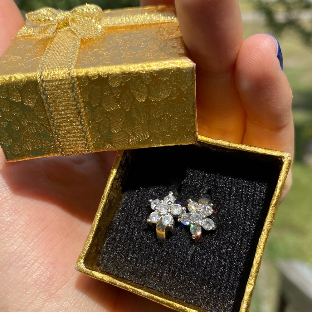 Diamond Rhinestone Flower Earrings